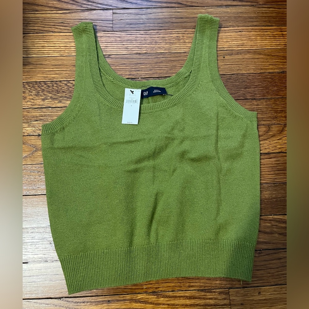 NWT Gap Sweater Tank (Size Small)